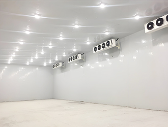 貯存1000噸肉類(lèi)的冷庫(kù)需建多大的冷庫(kù)呢？